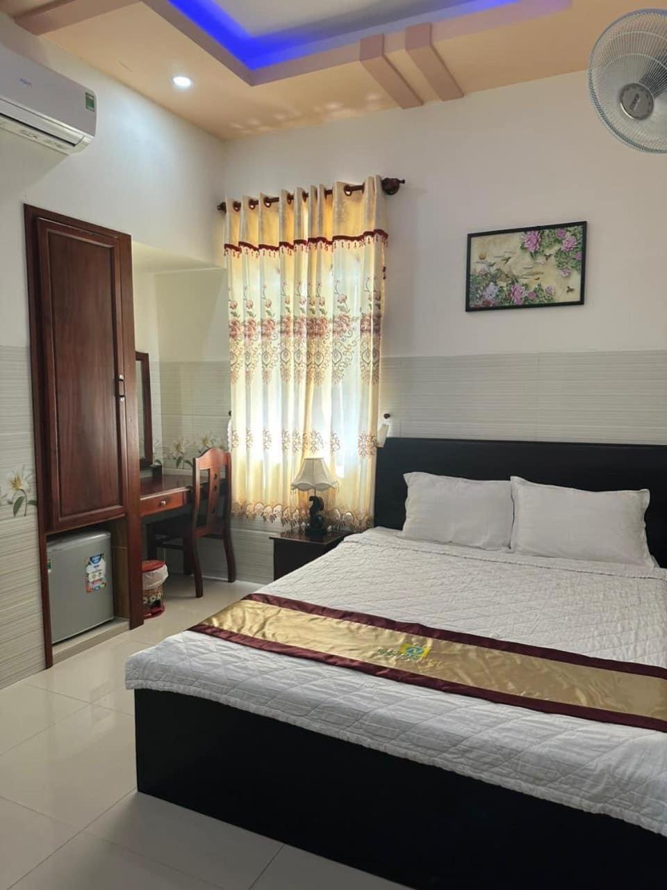 Ngoc Nam Hotel Ham Tan Exterior photo